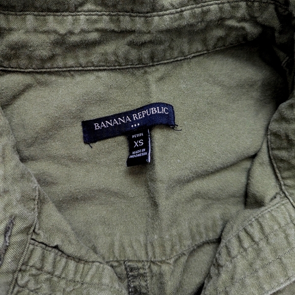 Linen Blend Long Sleeve Romper - Picture 3 of 4